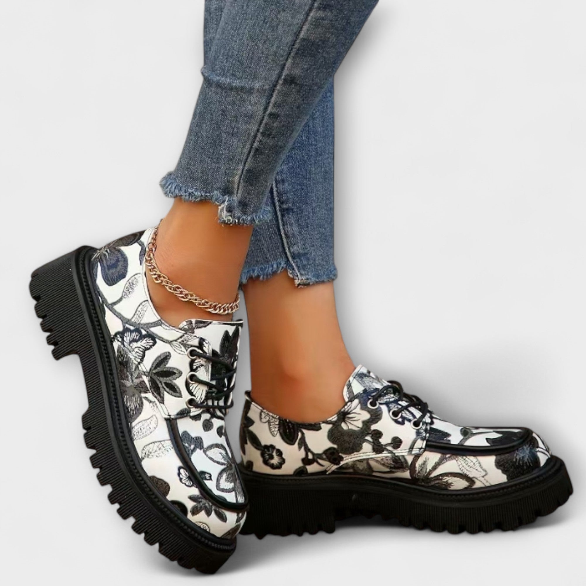 Sandra - Elegant Retro Loafers