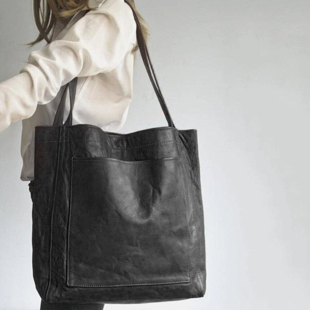 Aurellia. - Elegant and Practical Shoulder Bag