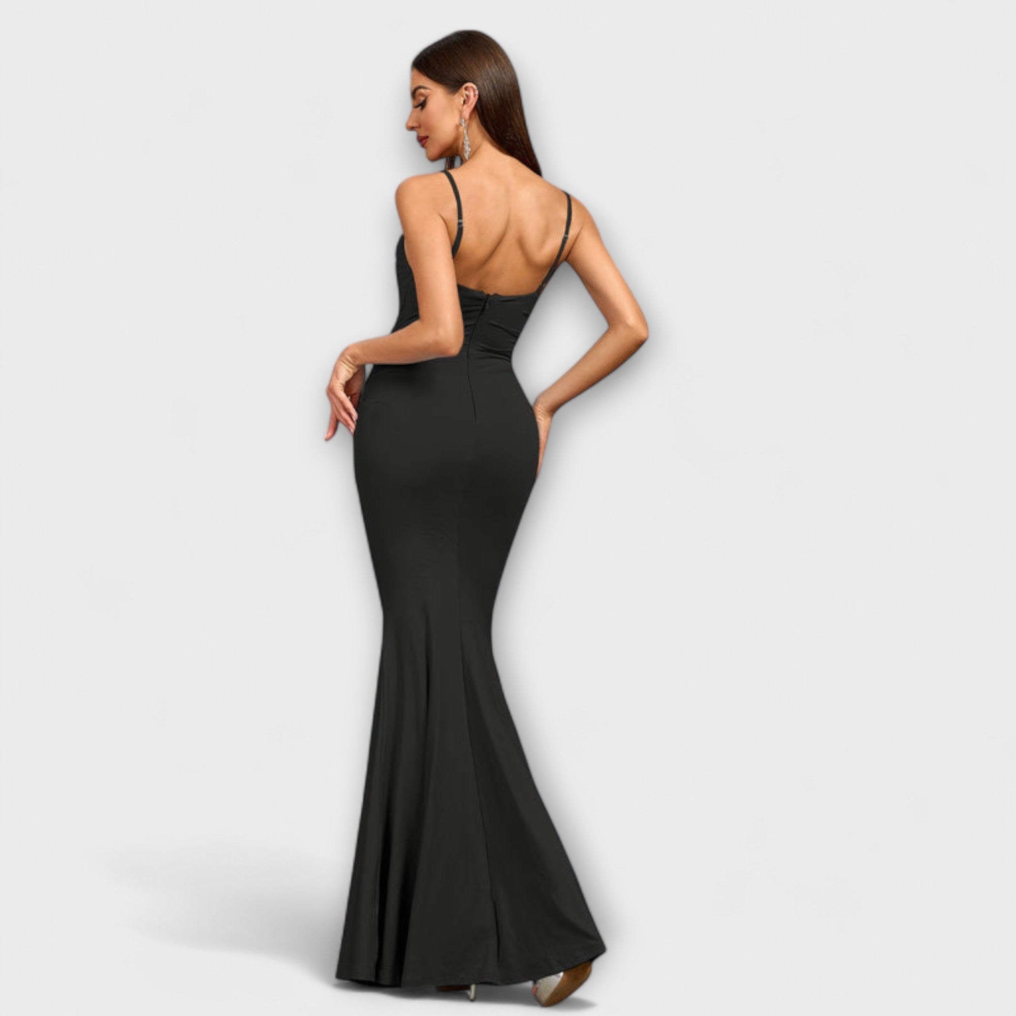 Callie - Elegant Ruffled Dress