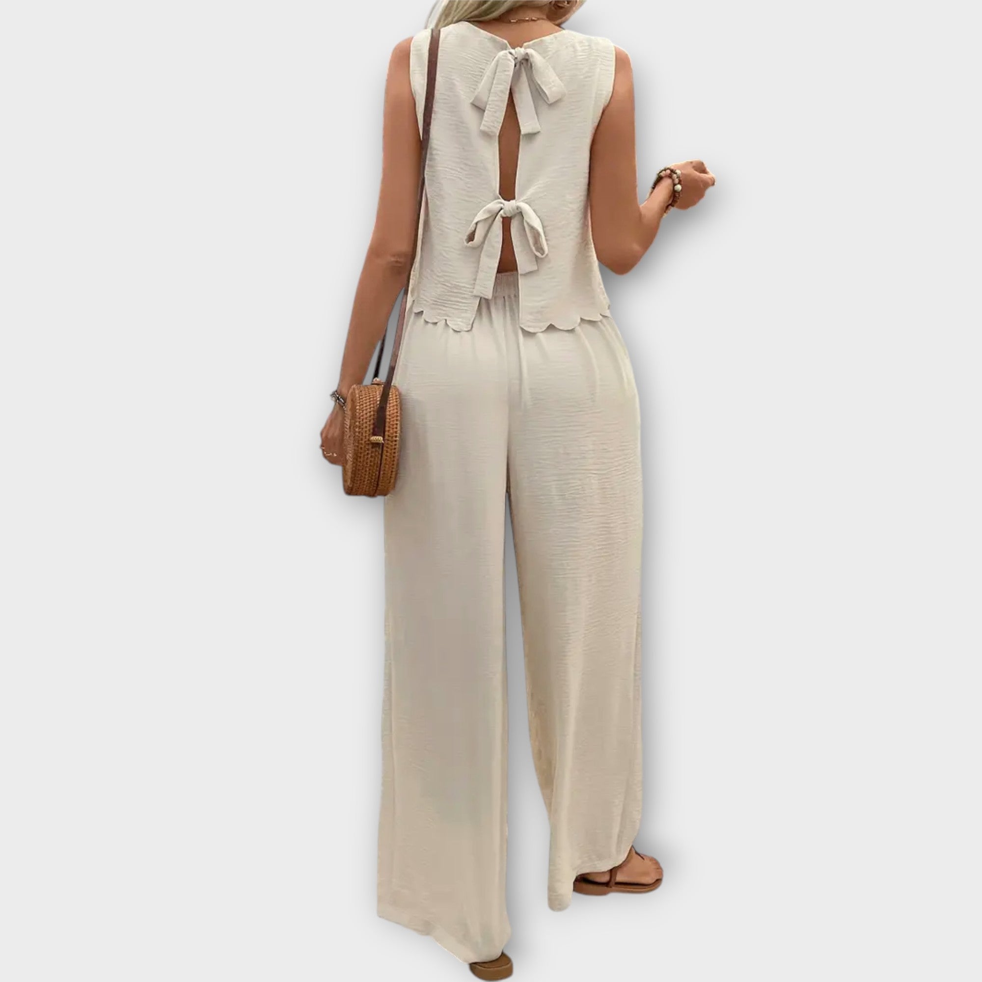Valeria - Waistcoat with Petal Edge & Long Pants