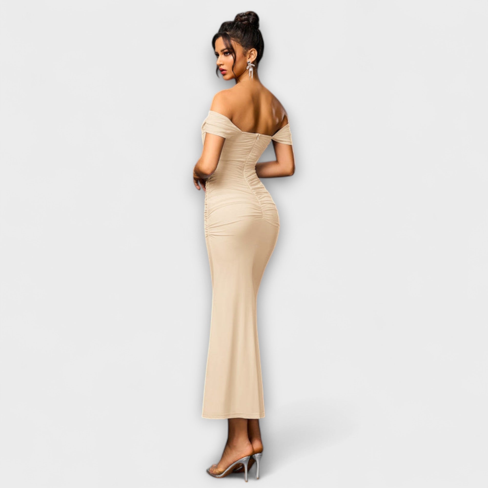 Ione - Off-Shoulder Ruching Bodycon Dress