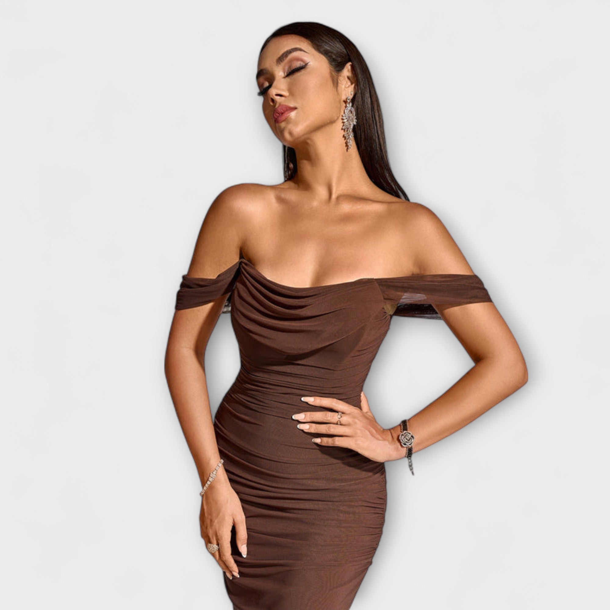 Ione - Off-Shoulder Ruching Bodycon Dress