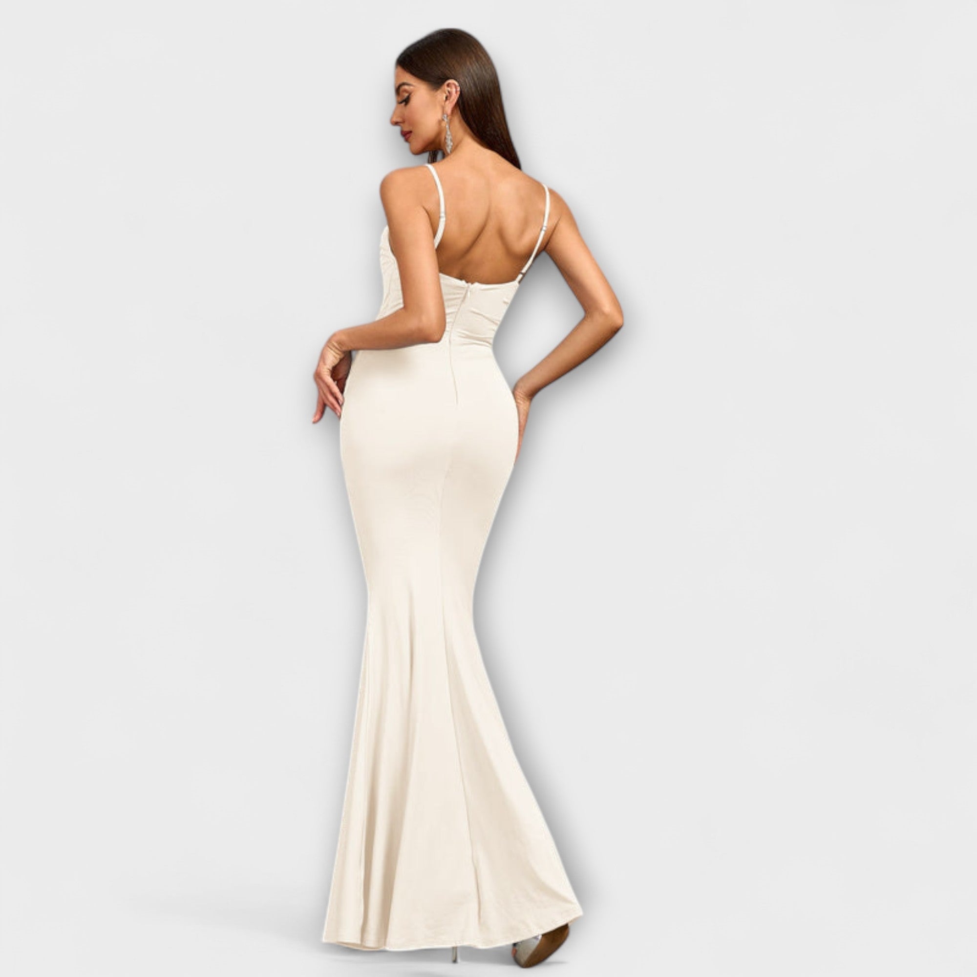 Callie - Elegant Ruffled Dress