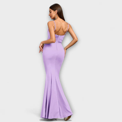 Callie - Elegant Ruffled Dress