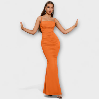 Callie - Elegant Ruffled Dress