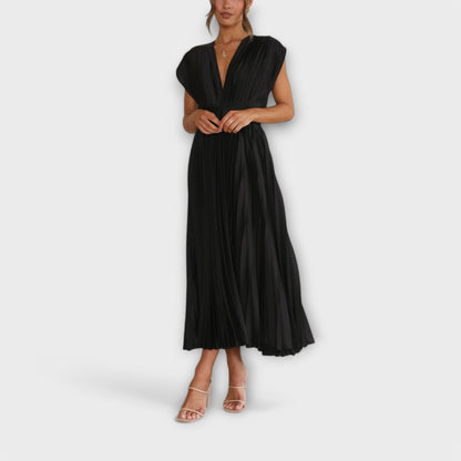 Maria - Stylish Pleated Dress