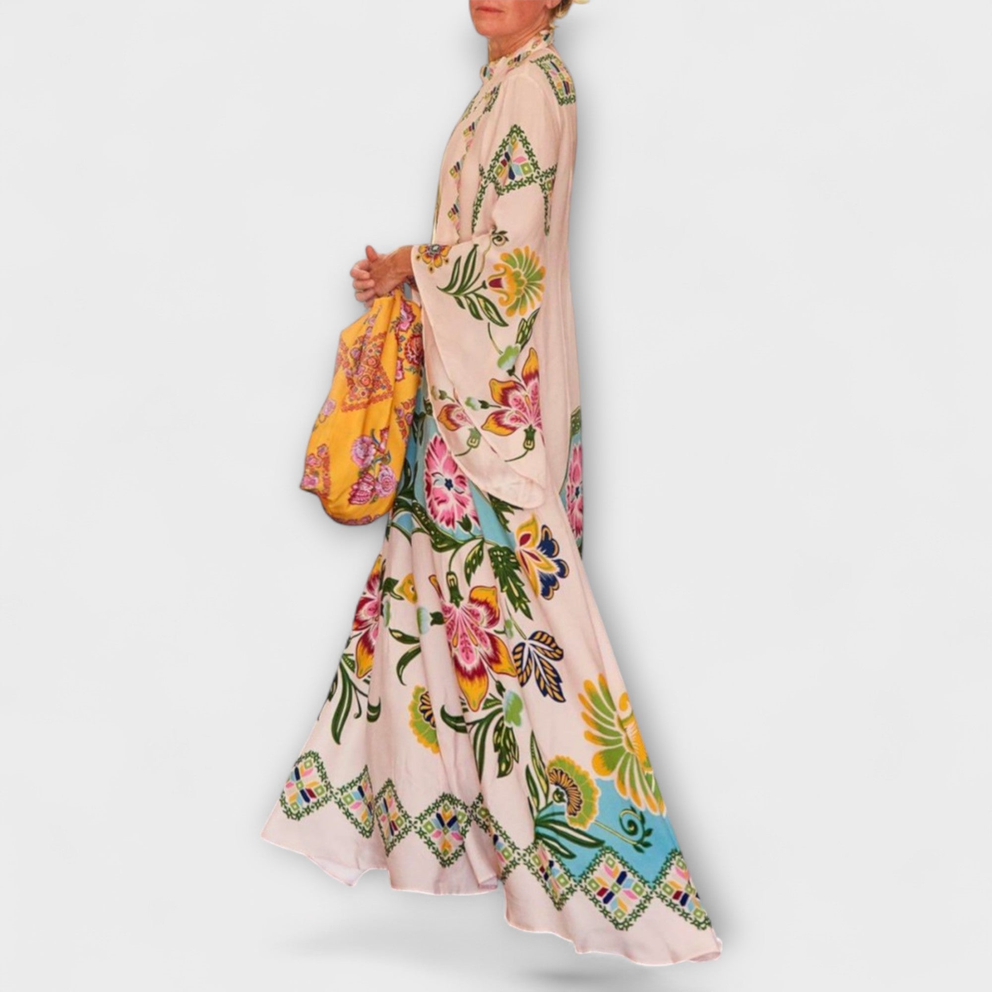 Lisa - Elegant Maxi Dress with Floral Print and Flowing Design